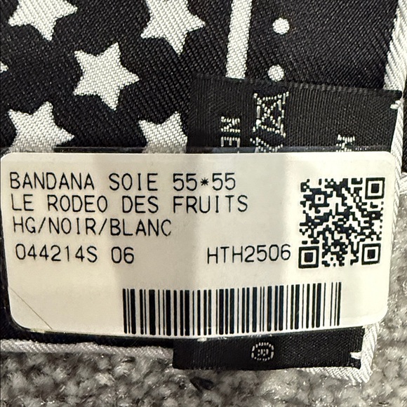 Hermès Rodeo Bandana scarf with Orange Gift Box with Ribbon - Picture 4 of 7